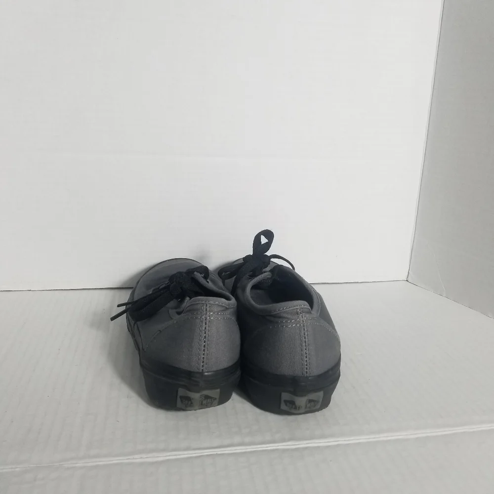 VANS UNISEX GRAY CANVAS SNEAKERS SIZE WOMEN'S 5.5 MEN'S 4